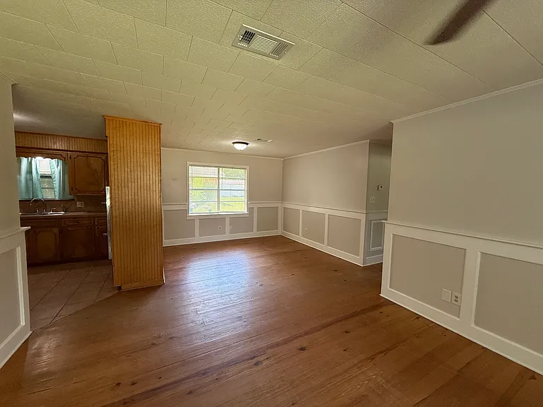 362 Reagan Dr — Photo 6