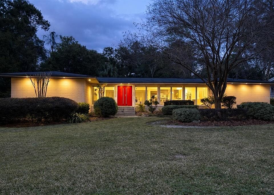 1st image of 2906 SW 2nd Ave