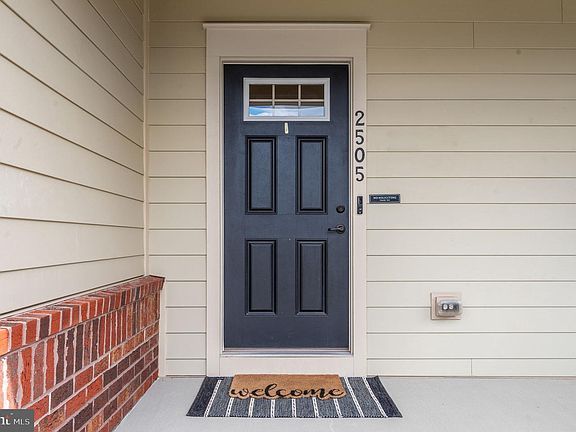 5th image of 2505 Sweet Clover Ct