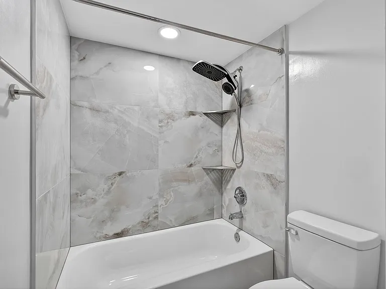 183 Charter Way — Photo 30
