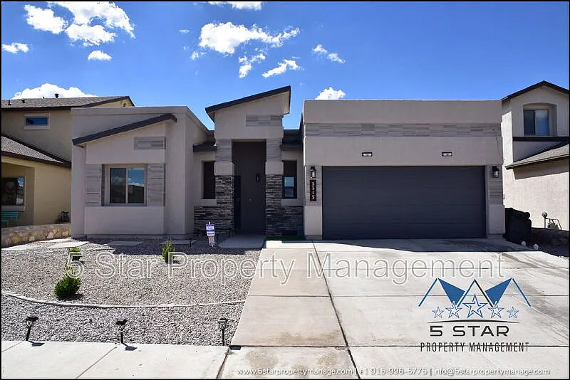 4 bed, 3.0 bath, 1998 sqft, $2,075 — Photo 2