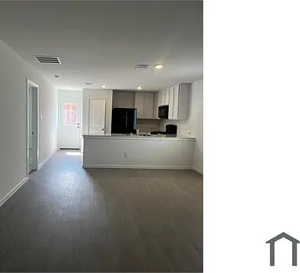 3037 Tokara St — Photo 5