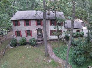 671 Deer Rd, Boiling Springs, PA 17007