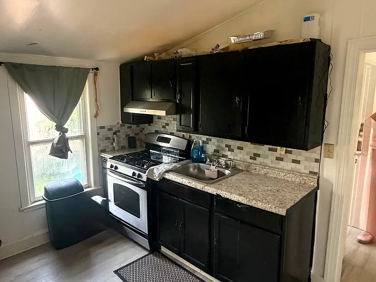 7 W Jefferson St #2B — Photo 8