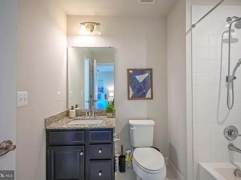 22308 Seabring Ter — Photo 36