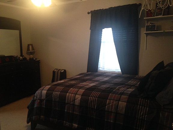 4th image of 3053 N Francis Ave