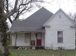 700 S Allen St, Centralia, MO 65240