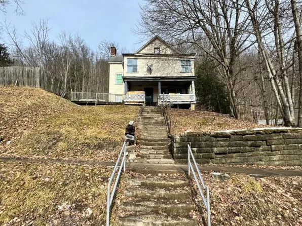 506 W 5th Ave #3, Warren, PA 16365