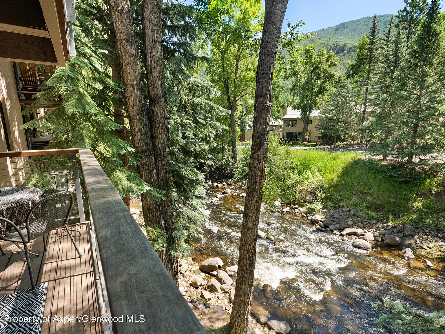 2 bed, 2.0 bath, 965 sqft, $20,000 — Photo 2