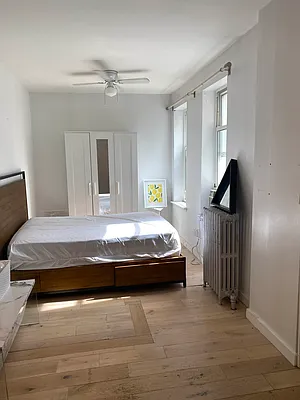 Rented by Compass | media 14