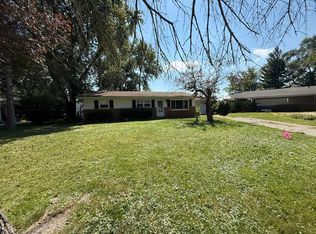 20 Elm Ave, Hobart, IN 46342