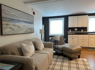 18 Ocean Blvd #1, Hampton, NH 03842