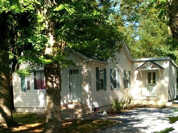 43 Lake Grove Boulevard, Centereach, NY 11720