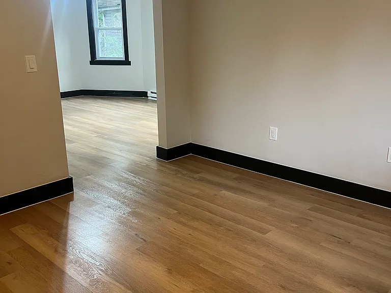 7709 Elton Ave — Photo 6