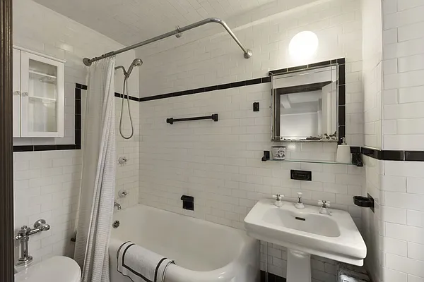 Sold by Compass | media 9