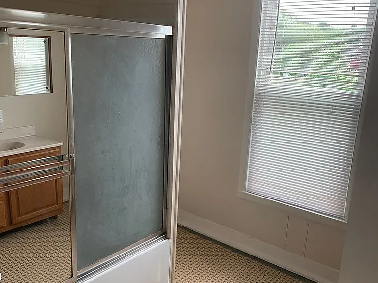 2320 Prince St #2 — Photo 4