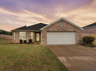 2917 Meandering Way, Granbury, TX 76049
