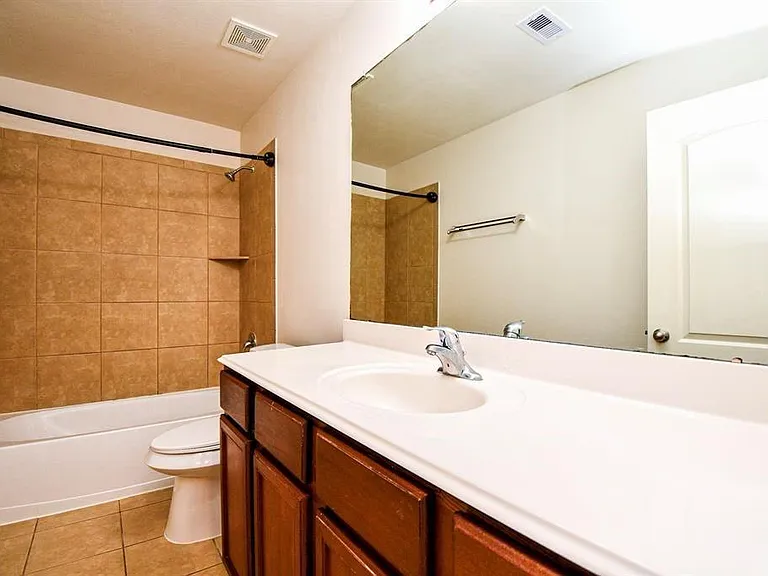 10909 Panther Ct SW — Photo 23