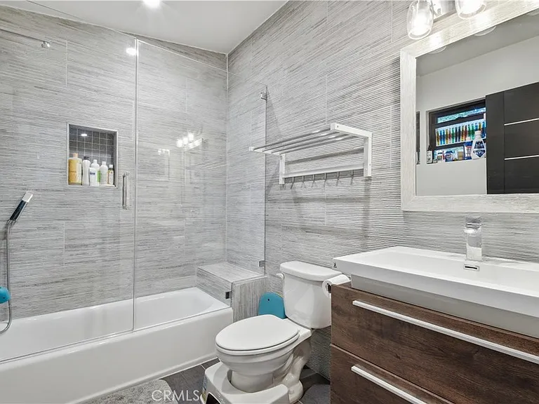 17713 Bullock St — Photo 21
