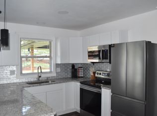 3530 S Kings Ave, Springfield, MO 65807