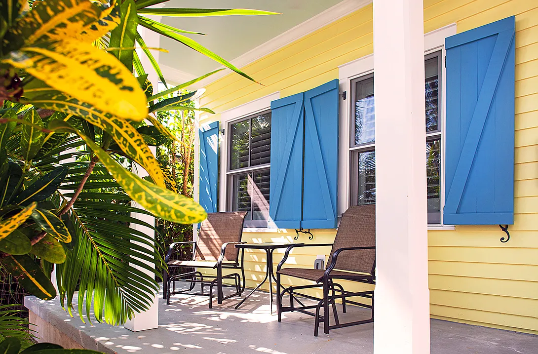 2 bed, 1.5 bath, 908 sqft, $5,000 — Photo 3