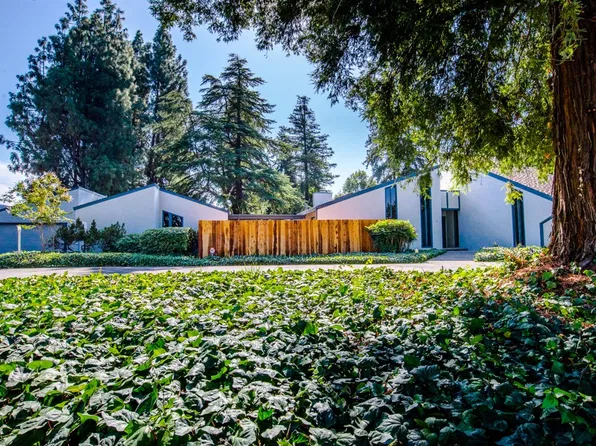 9 W Monte Vista Dr, Woodland, CA 95695