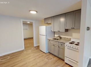 2040 Riverdale St #3, West Springfield, MA 01089