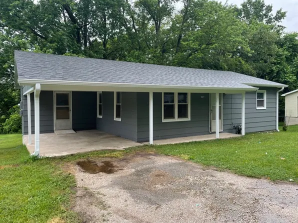 507 S 7th St, Ozark, MO 65721