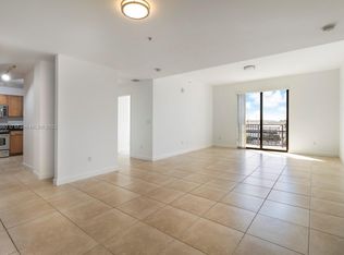8395 SW 73rd Ave APT 408, Miami, FL 33143