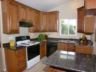 3rd image of 10715 Peninsular Ave