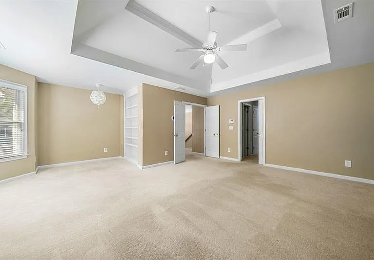 130 Candler Ct — Photo 32