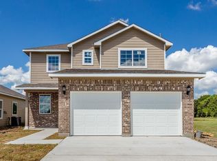 13906 Leabrandon Ln, Houston, TX 77045