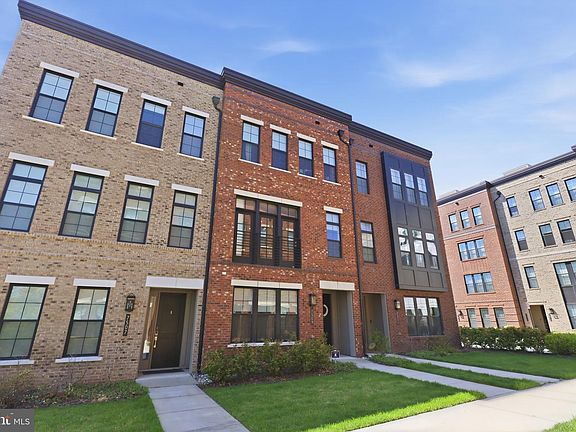 2nd image of 7509 Sawyer Farm Way Unit 2002
