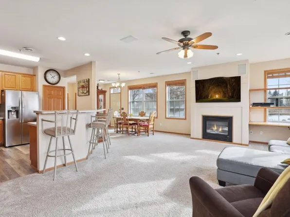 11304 Aberdeen Cir NE Unit A, Blaine, MN 55449
