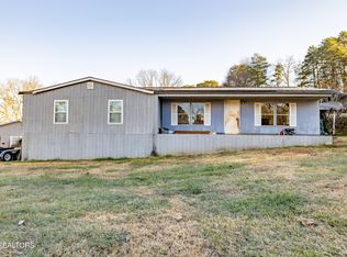 464 Long Hollow Rd, Maryville, TN 37801