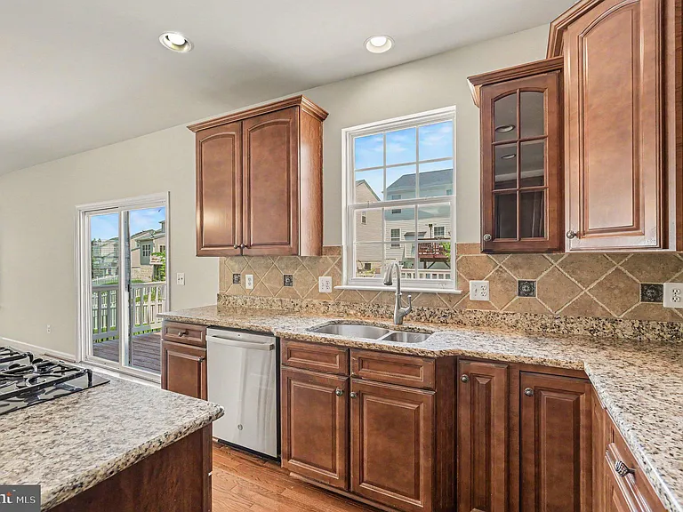 9709 Glenn Brooke Ct — Photo 9