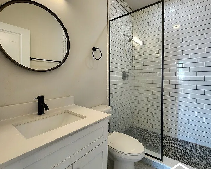 837 N Wolcott Ave #4 — Photo 11