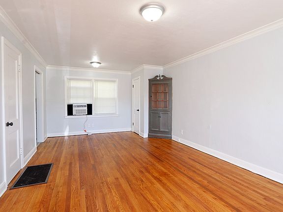 3rd image of 503 48th St SE