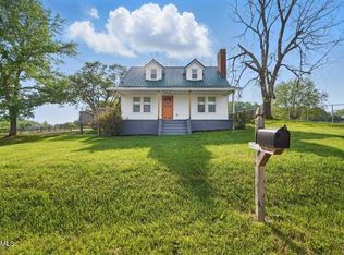 455 Pickens Rd, Kingsport, TN 37663