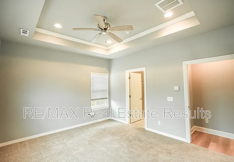 5911 SW Gentle Winds Ave — Photo 18