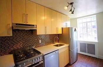 2nd image of 43 Greenwich Ave APT 2
