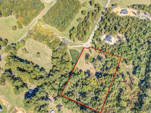 275 Crossing Ln, Pike Road, AL 36064
