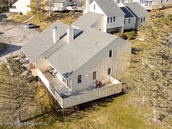 3rd image of 90 Pines Drive #4-3