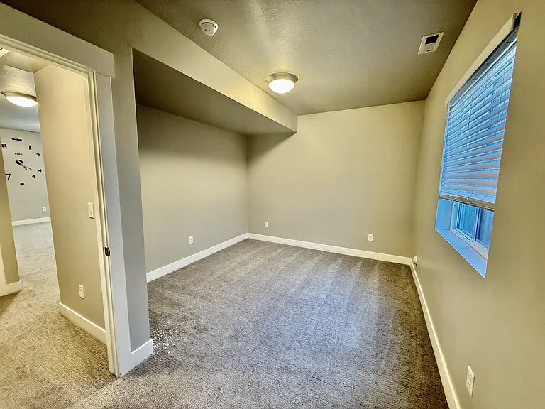 6871 S 190 E — Photo 27