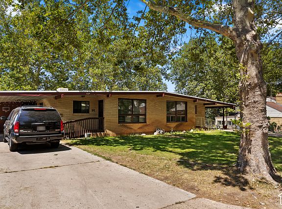 3rd image of 4055 S Liberty Ave E