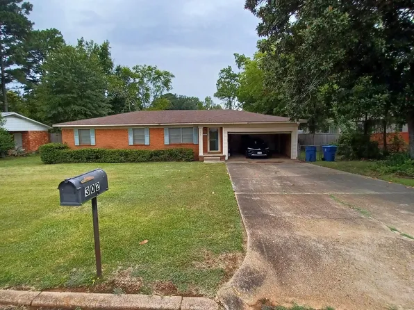 302 Lynoak St, Marshall, TX 75672