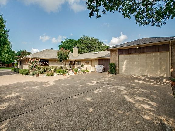 5th image of 2640 Pinehurst Dr