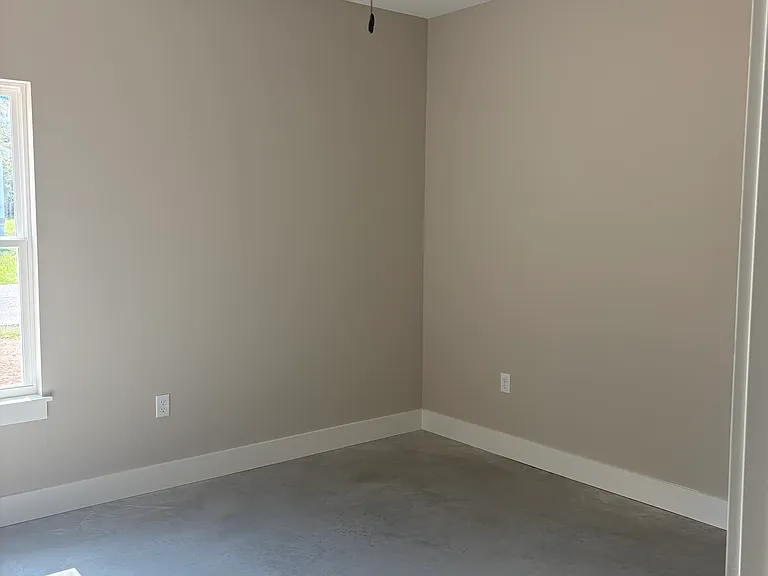 914 Kentucky Ave — Photo 3