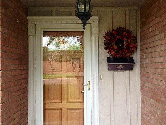 5th image of 1025 W Ebony Dr