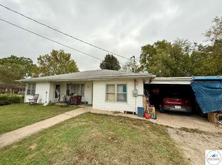 803 W Ohio St, Clinton, MO 64735